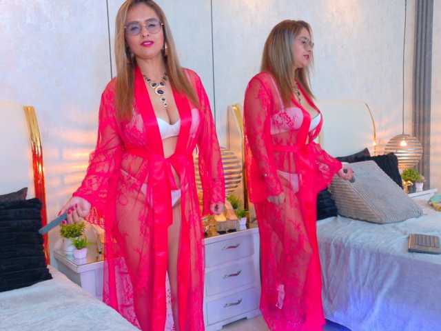 MarylinsVega live cam on BongaCams