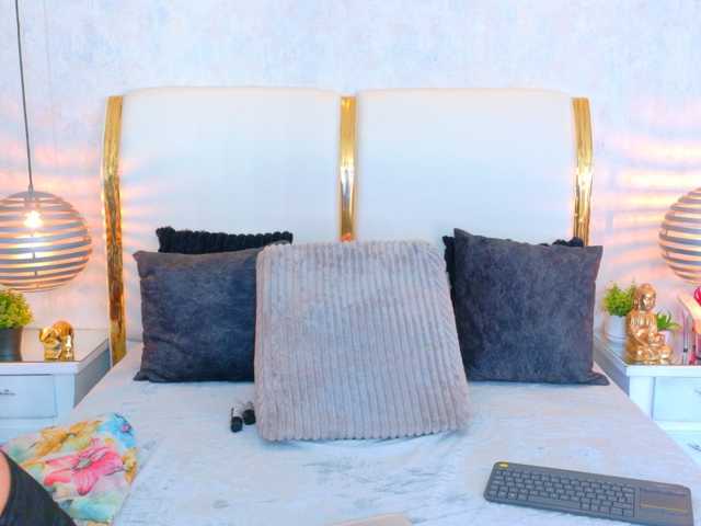 MarylinsVega live cam on BongaCams