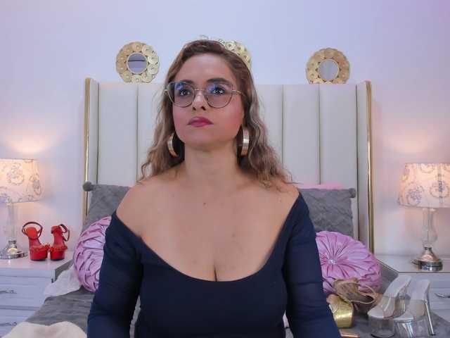 MarylinsVega live cam on BongaCams