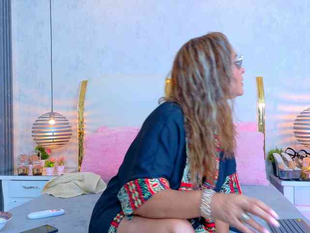 MarylinsVega webcam