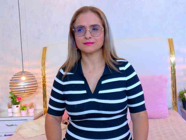 MarylinsVega webcam