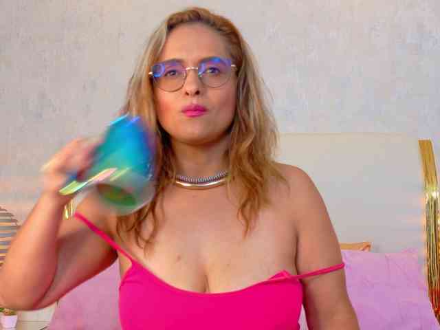 MarylinsVega webcam