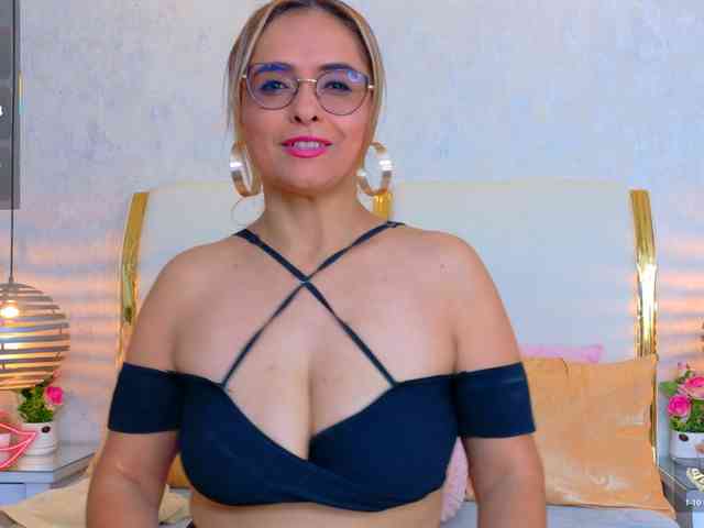 MarylinsVega webcam