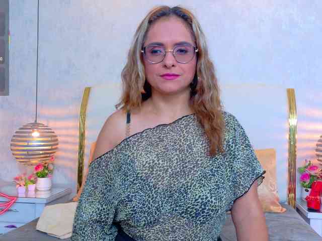 MarylinsVega webcam