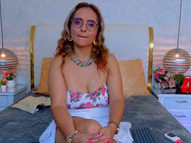 Модель: MarylinsVega