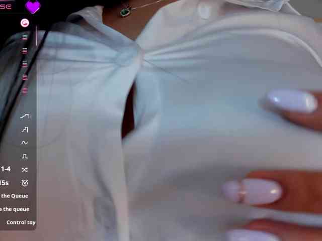 MilaWinslet webcam