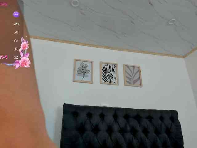 MilaWinslet webcam