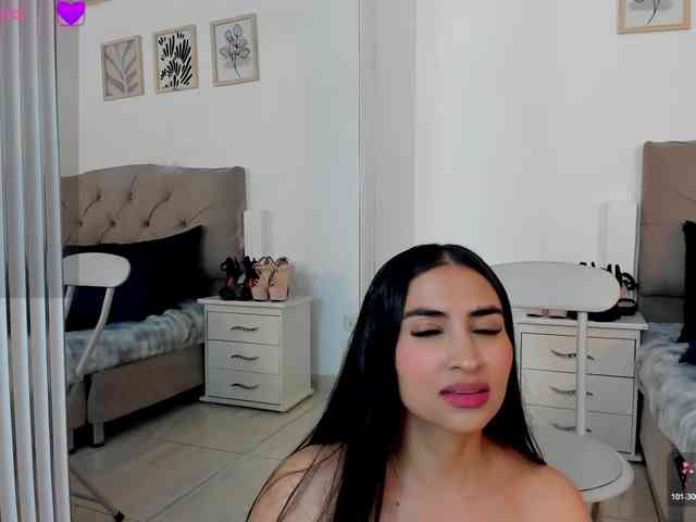 MilaWinslet webcam