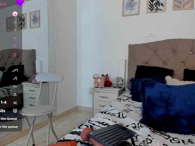MilaWinslet webcam