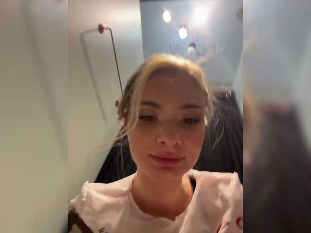 go to chat with obsessed_with_me