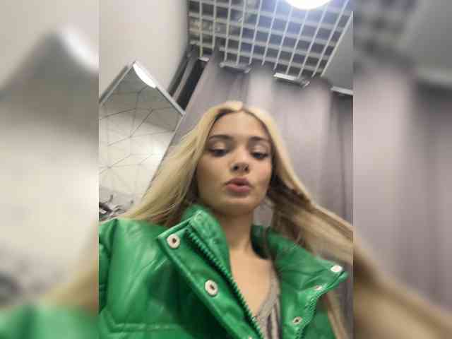 Модель: obsessed_with_me