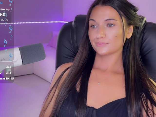 0_0_0_0 live cam