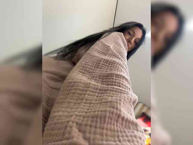 _UkRaiNo4Ka_ webcam