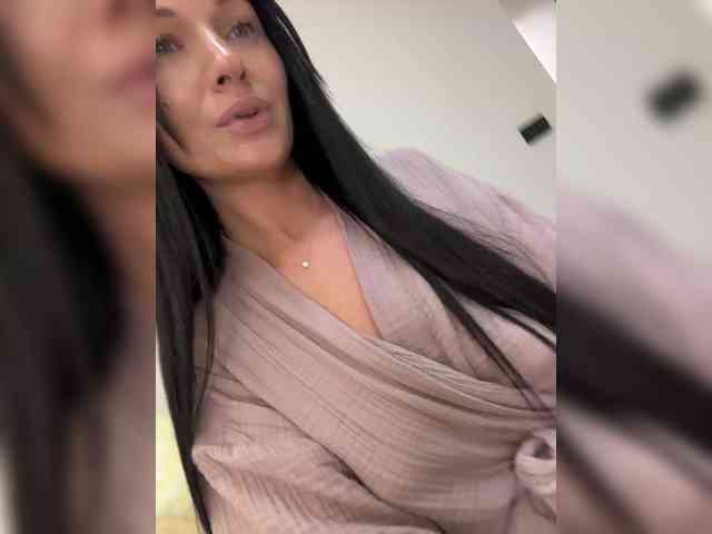 _UkRaiNo4Ka_ webcam