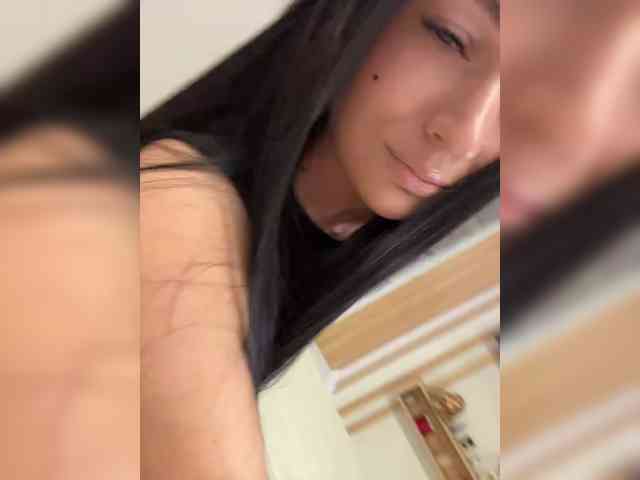 _UkRaiNo4Ka_ webcam