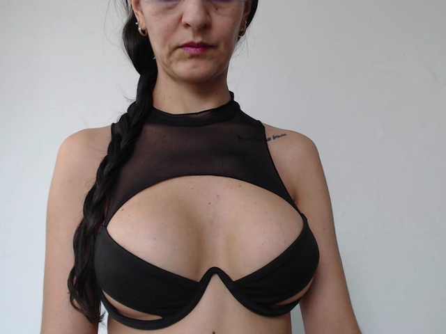 ke-moll live cam on BongaCams