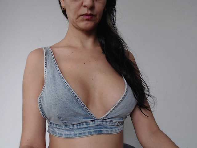ke-moll live cam on BongaCams