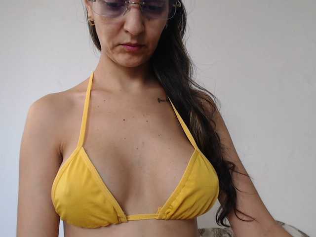 ke-moll live cam on BongaCams