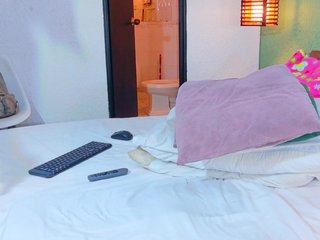 DANAABROWN's Live Webcam