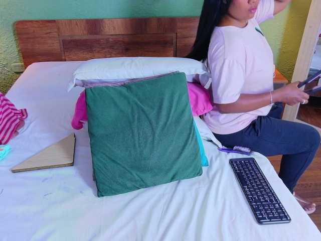DANAABROWN live cam on BongaCams