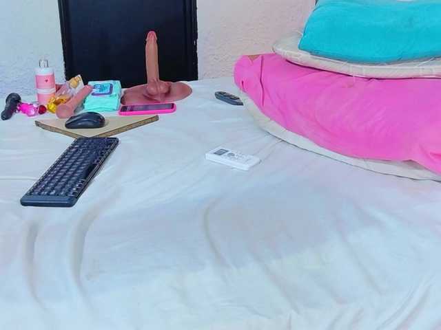DANAABROWN Live Cam on BongaCams