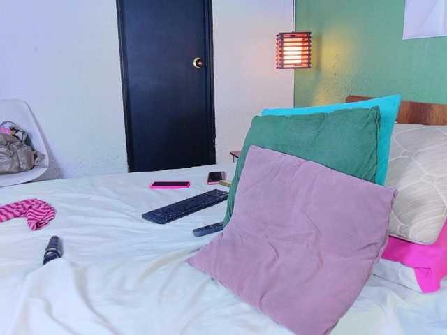DANAABROWN live cam on BongaCams