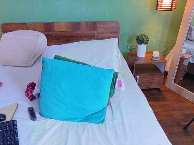 DANAABROWN live cam on BongaCams