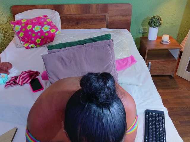 DANAABROWN live cam on BongaCams