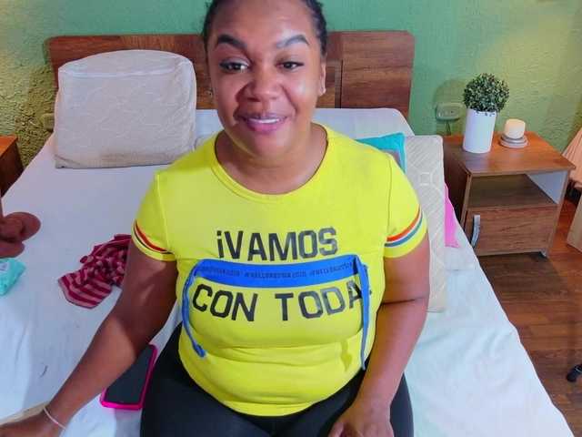 DANAABROWN live cam on BongaCams