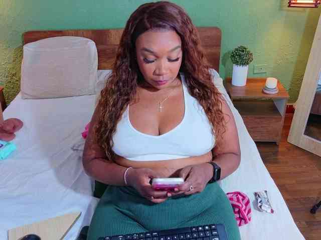 DANAABROWN webcam