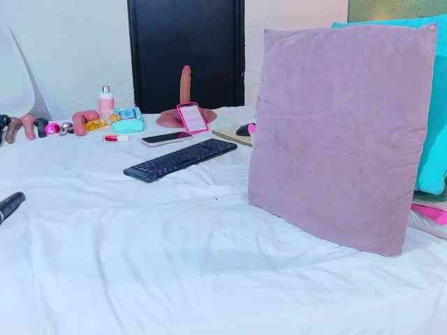 DANAABROWN Sex Cam Show