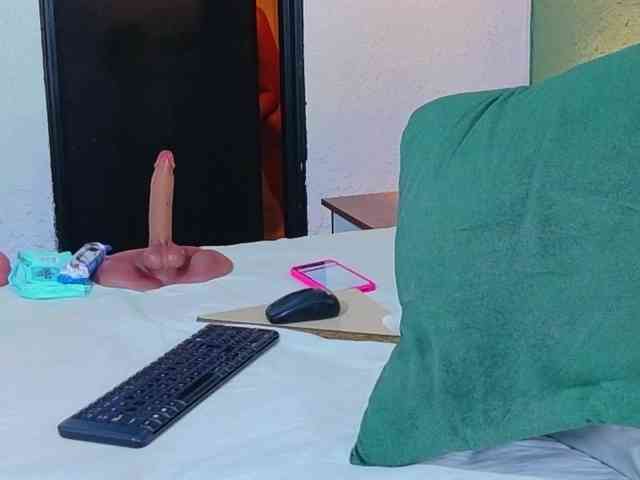 DANAABROWN Live Webcam on BongaCams