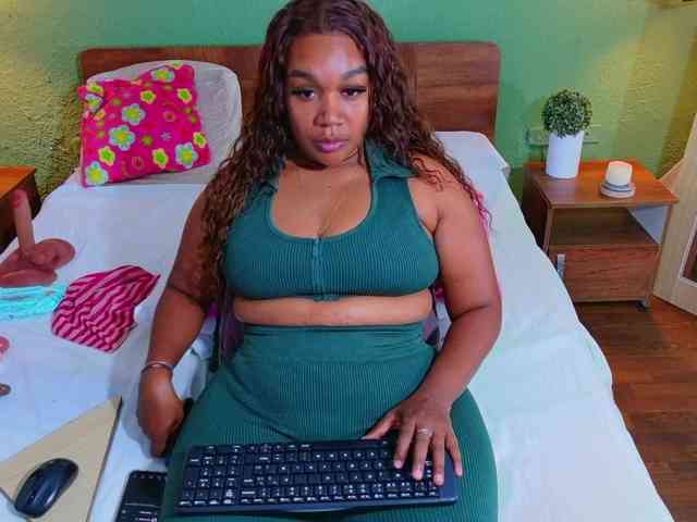 DANAABROWN webcam