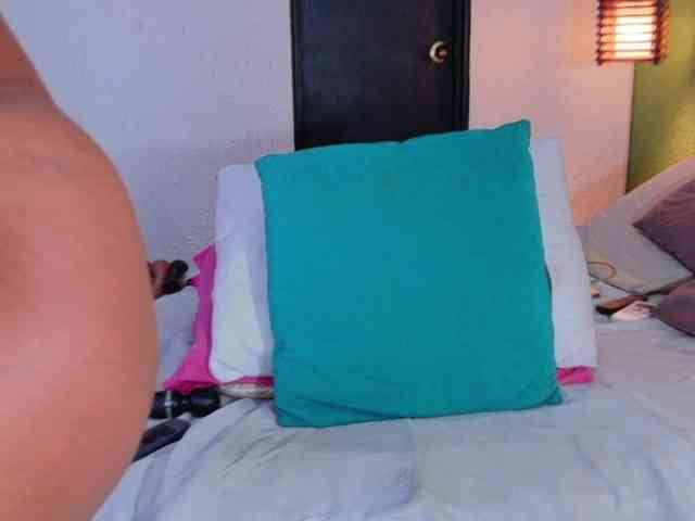 DANAABROWN webcam