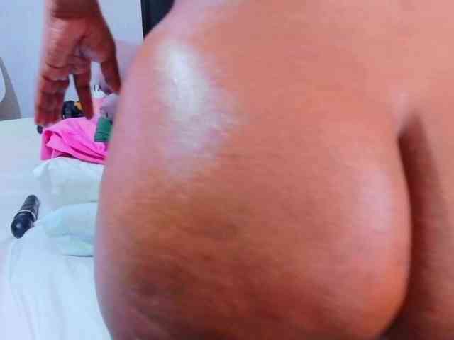 DANAABROWN webcam