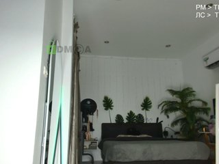 Flexy-Cat Porn Show