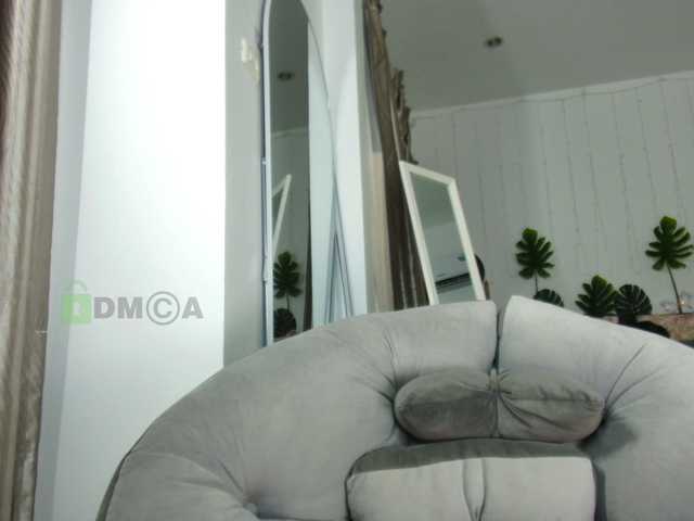 Flexy-Cat live cam on BongaCams
