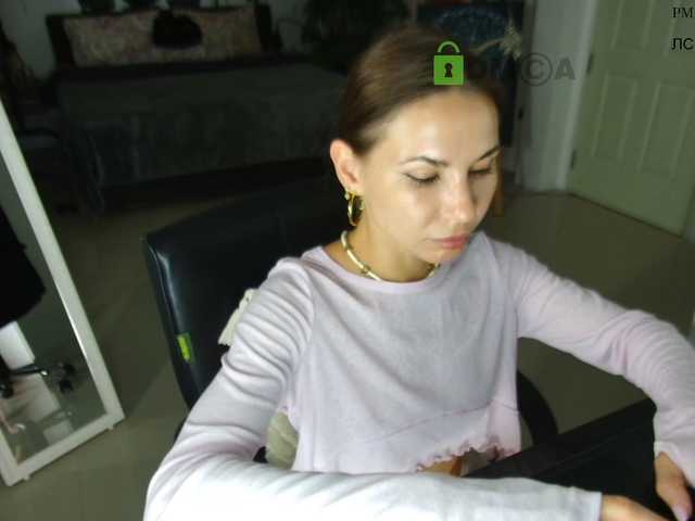 Flexy-Cat live cam on BongaCams