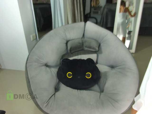 Flexy-Cat live cam on BongaCams