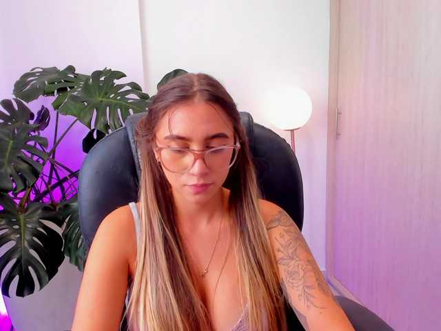 StacyConner live cam on BongaCams