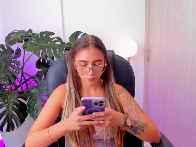 StacyConner live cam on BongaCams