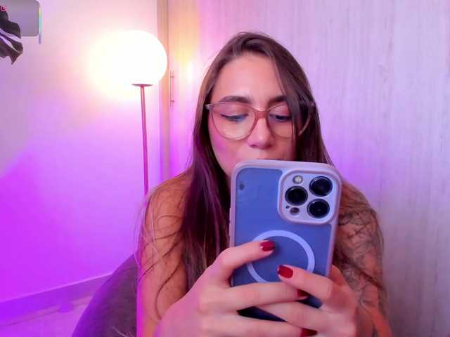 StacyConner live cam on UnifiedCams