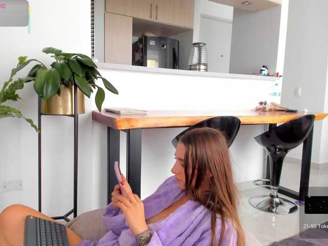 StacyConner live cam preview