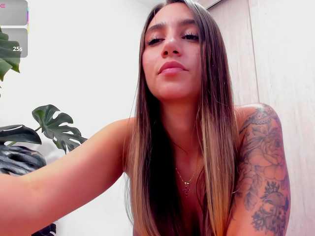 StacyConner Live Cam and Statistics on UnifiedCams