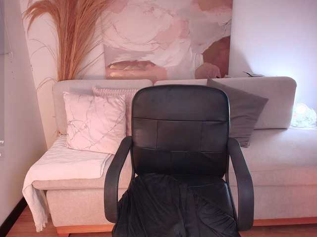 VictoriaLeia live cam on BongaCams