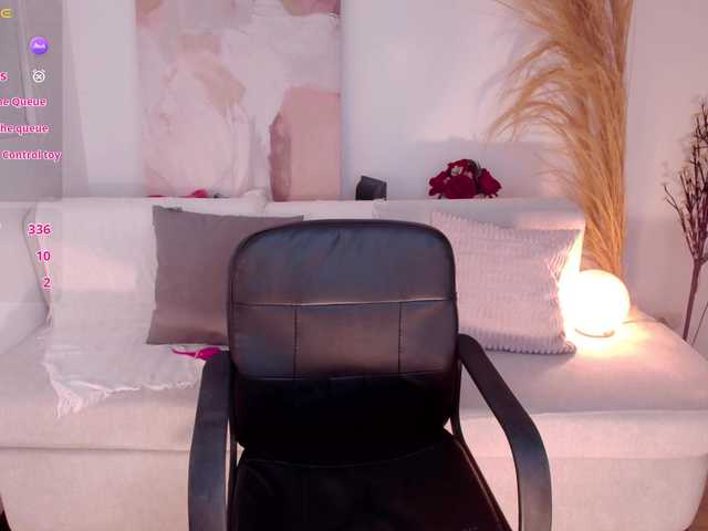 VictoriaLeia live cam on BongaCams