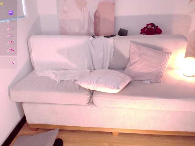 VictoriaLeia live cam on BongaCams