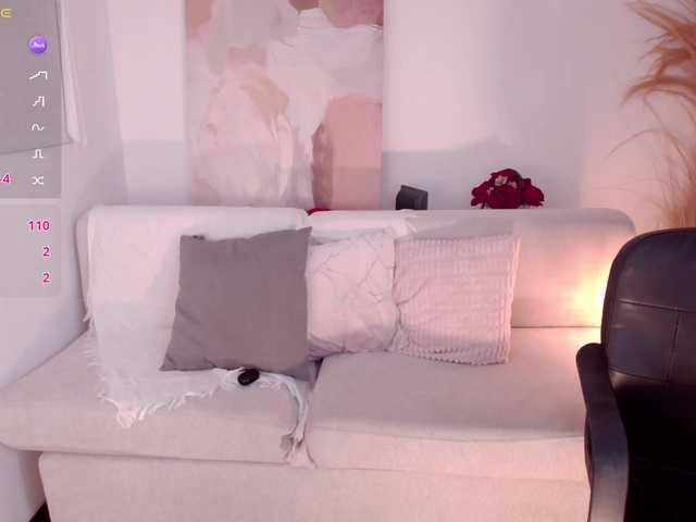 VictoriaLeia live cam on BongaCams