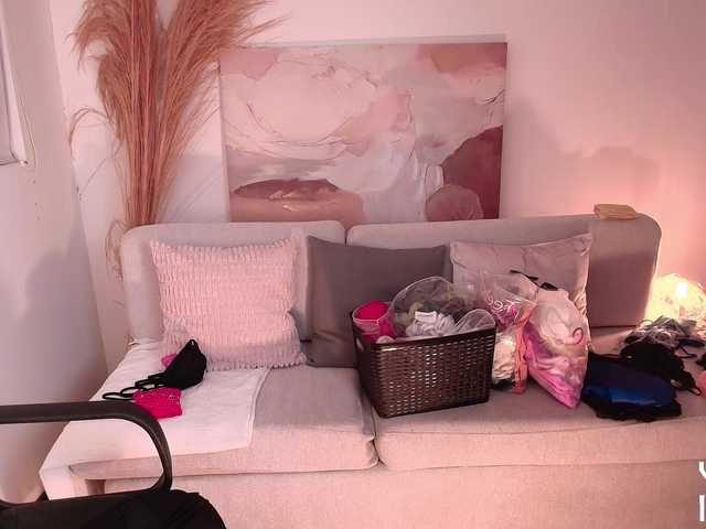 VictoriaLeia live cam on BongaCams