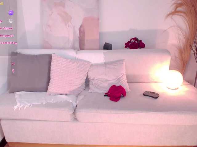 VictoriaLeia live cam on BongaCams